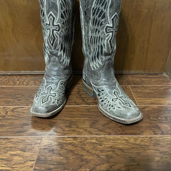 Embroidered Brown Heeled Boots - Picture 2 of 5